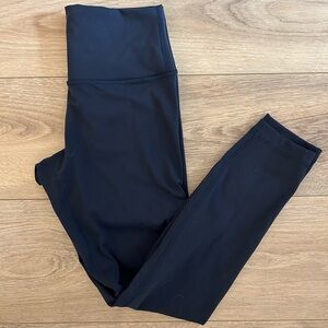Navy Lululemon Wunder Train Leggings 28” size 8
